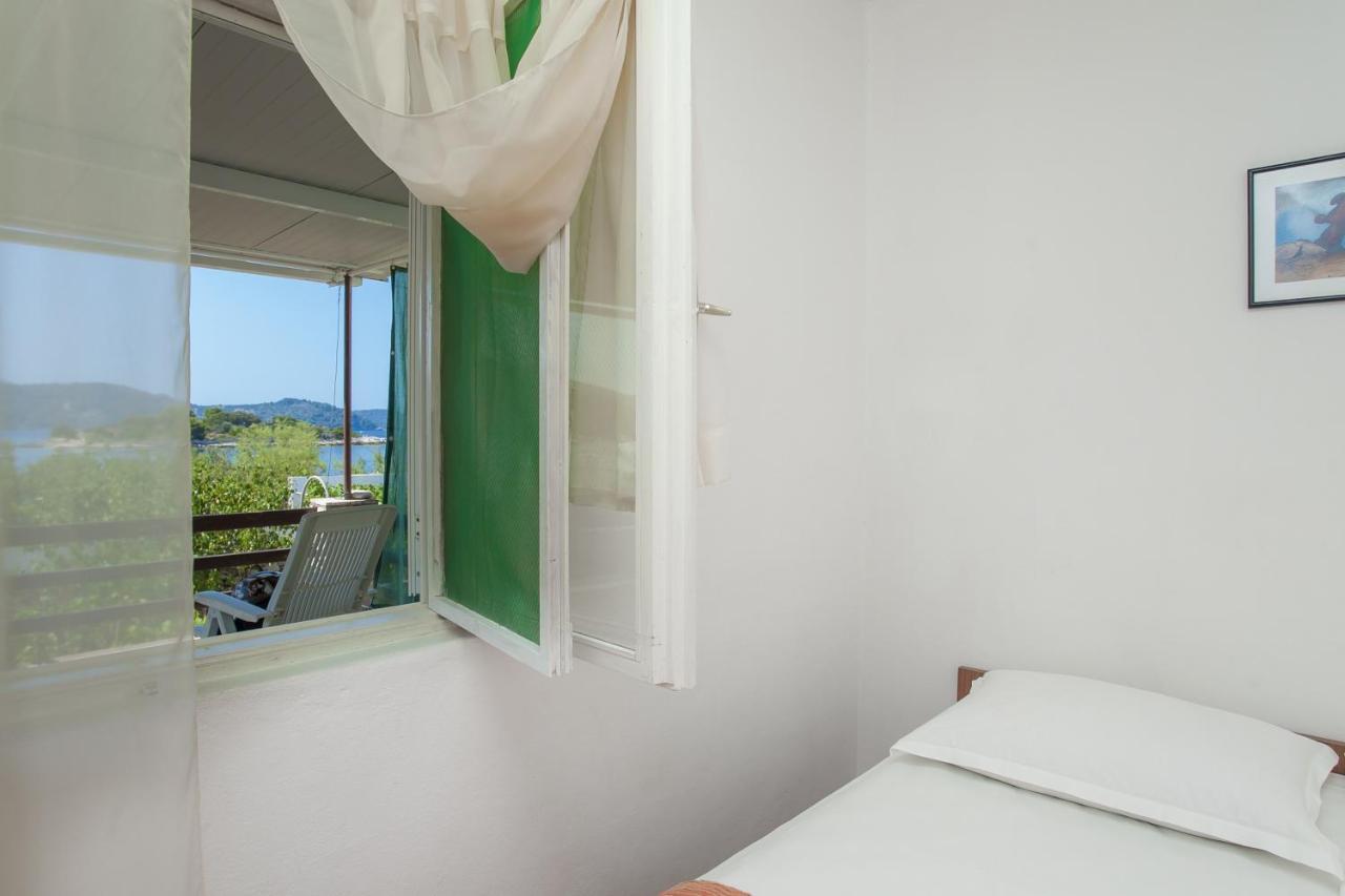 Holiday Home Neda Vela Luka Eksteriør billede